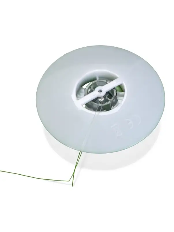 Садовый светильник для водоемов 28 х 28 х 9  см на солнечной бат-е "Лотос" бел N011