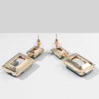 Серьги со стразами &laquo;Клео&raquo; классика, цвет изумрудный в золоте