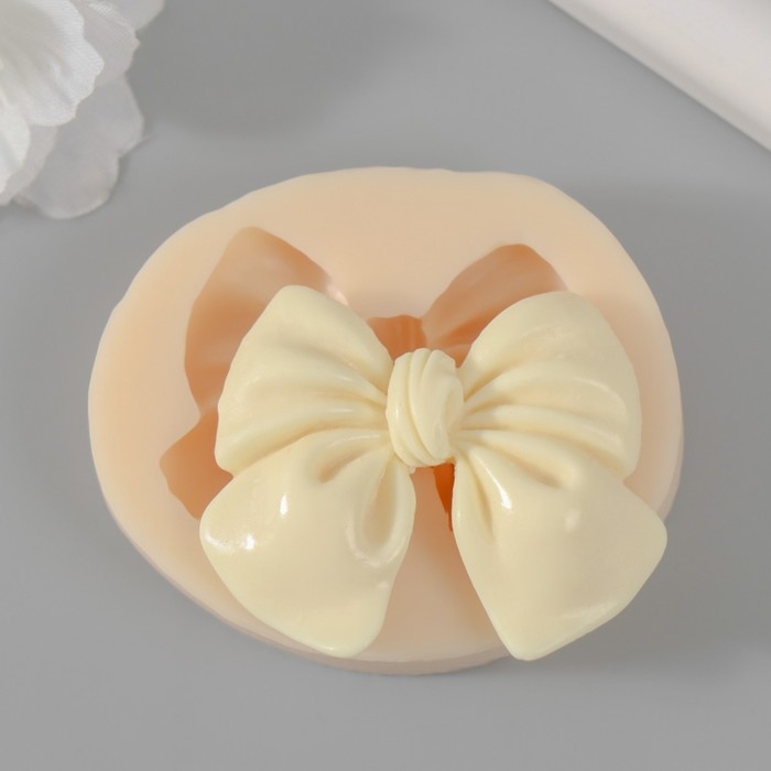 Молд силикон "Бант" 4х3 см