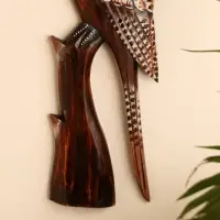 Настенное панно "Попугай на ветке" 50х18х2 см