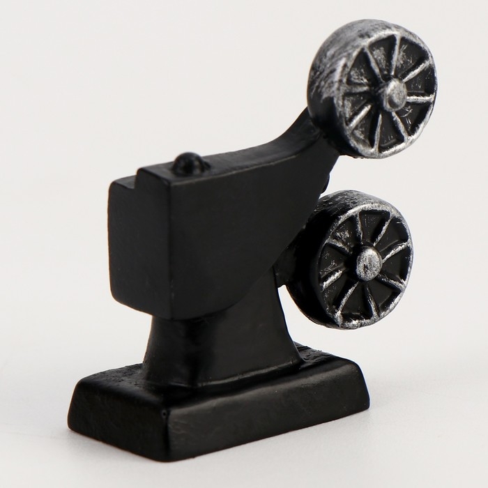 Миниатюра кукольная &laquo;Кинокамера&raquo;, набор 2 шт., размер 1 шт. &mdash; 2,6 &times; 2,3 &times; 1,5 см