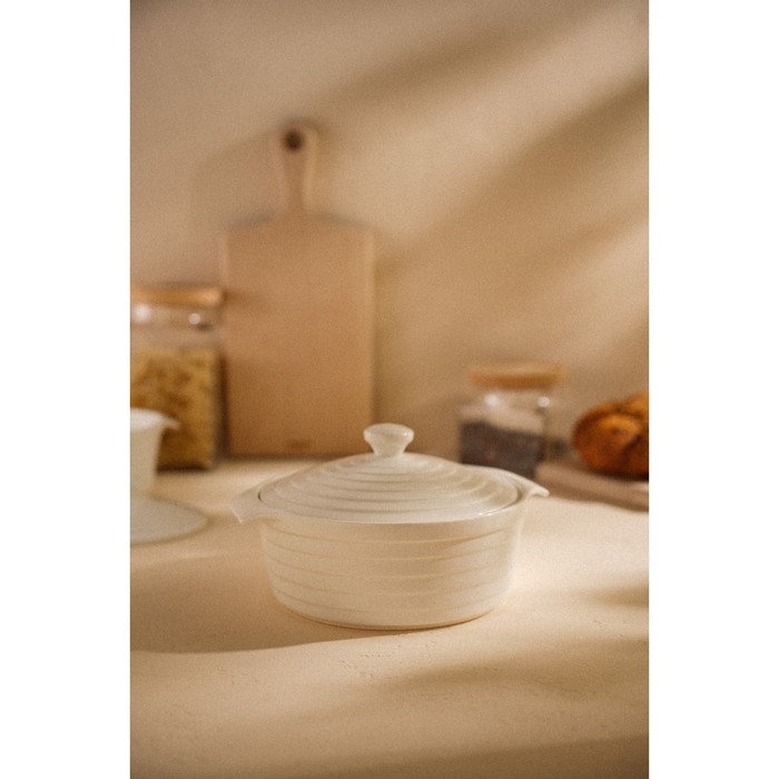 Кастрюля из жаропрочной керамики Доляна &laquo;Бруно&raquo;, 1,57 л, 24,5&times;21,5&times;8 см, цвет белый