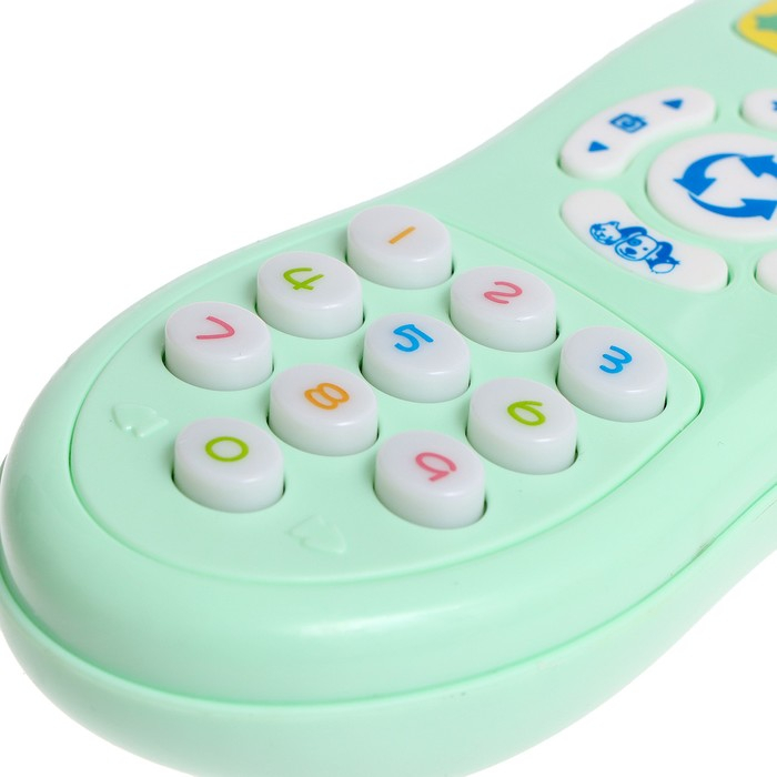 Обучающая игрушка &laquo;Умный пульт&raquo;, свет, звук, цвет зелёный