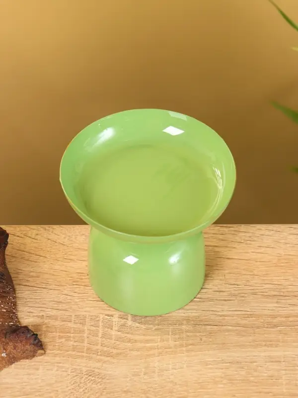 Подсвечник на 1 свечу "Кипарис" глянцевый 10х10х9 см