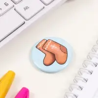 Значок закатной d=35 мм "Валенки" 6,5х6,5 см