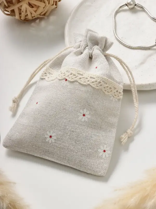 Мешочек подарочный &laquo;Лён&raquo; с ромашкой 10&times;13.5, цвет кремовый