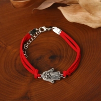 Браслет-оберег &laquo;Красная нить&raquo; талисман защиты, рука Хамса классическая, цвет чернёное серебро, 18 см