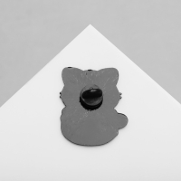 Значок &laquo;Котик&raquo; из Гриффиндора, цветной в чёрном металле