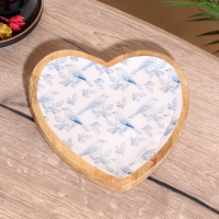 Блюдо в форме сердца &laquo;Синие птицы&raquo;, дерево манго, 20.5&times;20&times;2.3 см