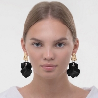 Серьги ассорти &laquo;Ветер&raquo; мятые треугольники, цвет чёрно-золотой