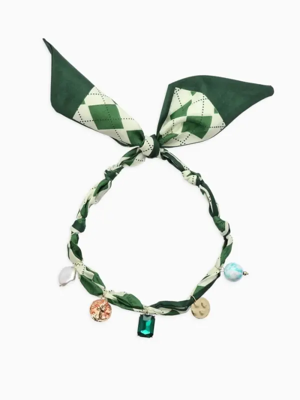 Колье-чокер на платке "Стиль". цвет изумрудный с золотом