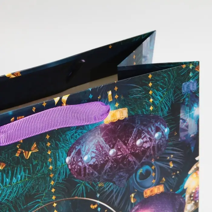 Пакет подарочный новогодний ламинированный &laquo;Магия&raquo;, ML 23 х 27 х 11.5 см