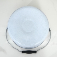 Ведро цилиндрическое эмалированное, 9 л, с крышкой, цвет МИКС