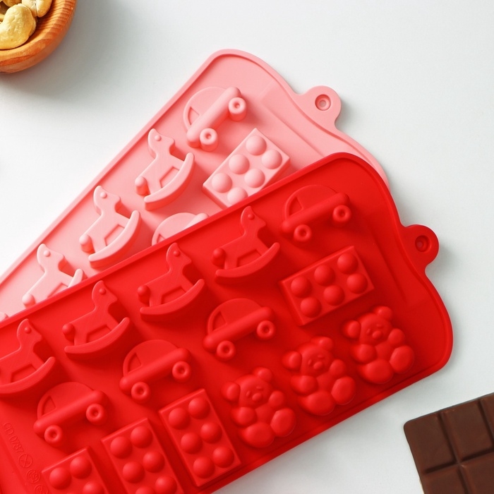 Форма для конфет и шоколада Доляна &laquo;Детские игрушки&raquo;, силикон, 21&times;11 см, 15 ячеек (3,5&times;2 см), цвет МИКС