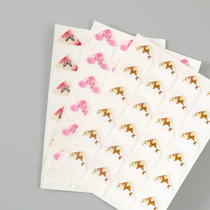 Набор уголков с кармашком для фотографий 24 уголка "Бабочки" МИКС 12,5х9 см