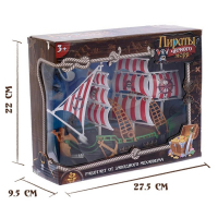 Пиратский корабль &laquo;Пираты черного моря&raquo;, работает от заводного механизма