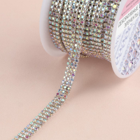 Цепь со стразами, с голографией, 3 ряда, металл, стекло, 6 мм, 4,5 &plusmn; 0,2 м, цвет серебряный