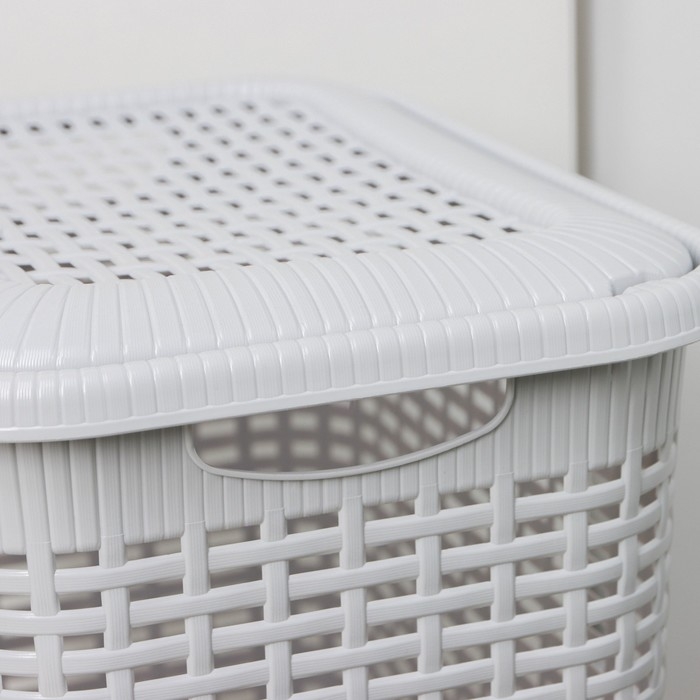 Корзина бельевая с крышкой, 30 л, 37&times;26&times;46,5 см, цвет МИКС