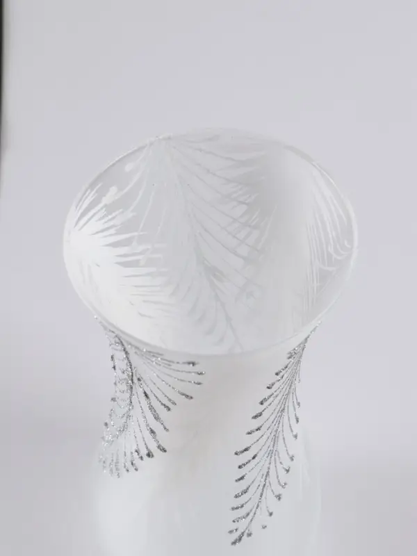 Ваза &laquo;Креман&raquo;, перья, h=26 см, стекло, белая