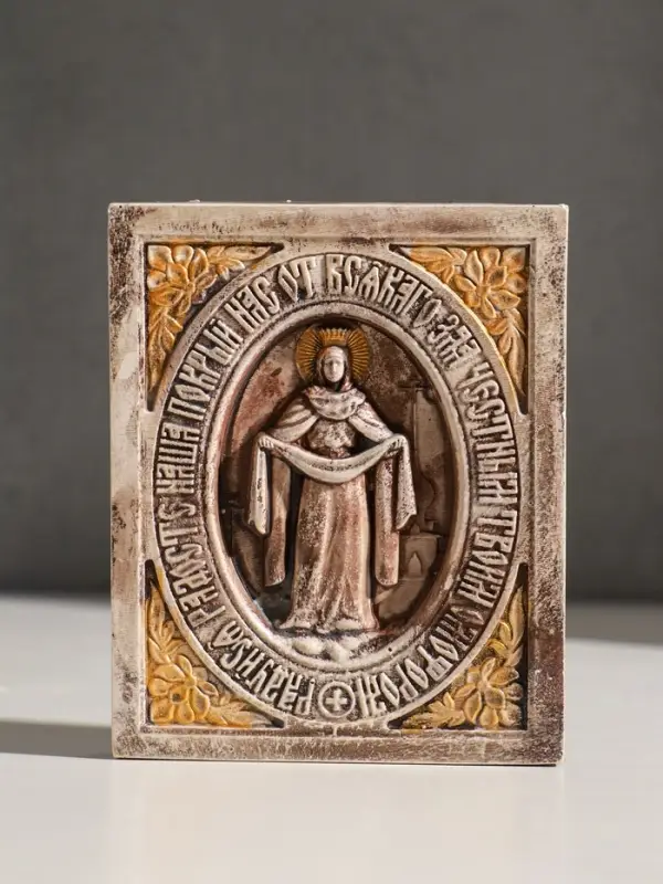 Икона с подвесом "Покров Пресвятой Богородицы" размер 12х10х3 см, гипс, роспись