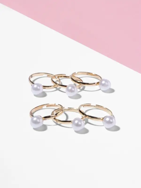 Кольцо &laquo;Выбражулька&raquo; бусинки, как у мамы, белое в золоте, безразмерное