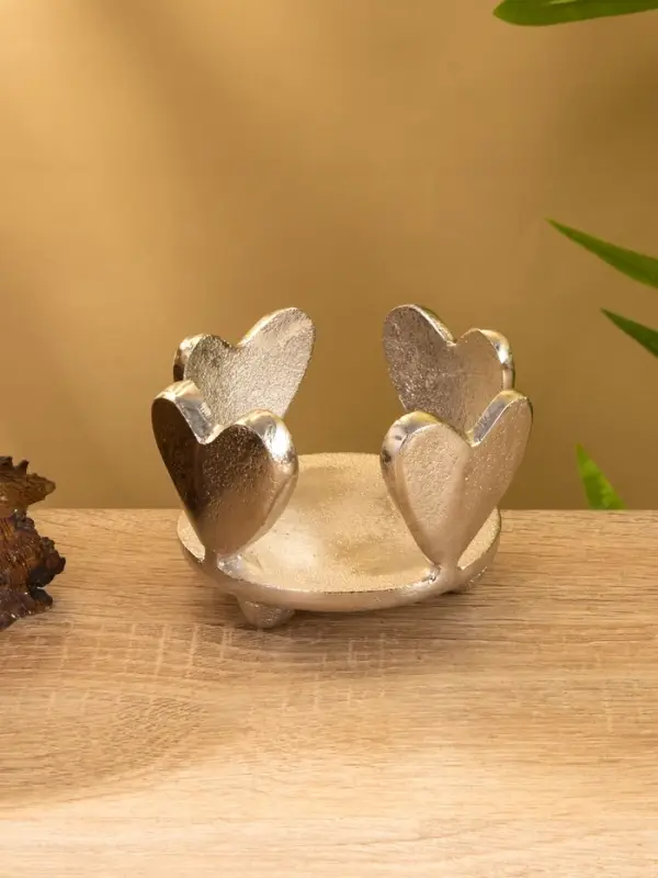 Подсвечник со стеклом "Сердце" алюминий 10х10х10 см