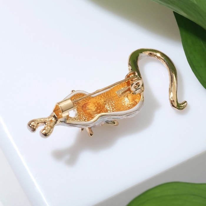 Брошь &laquo;Кошка&raquo; грация, цвет матовый белый в золоте