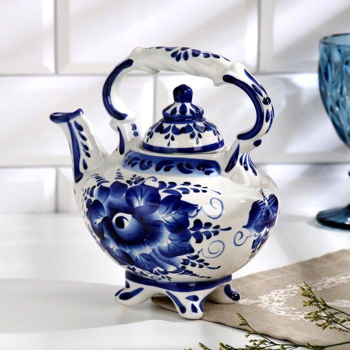 Чайник &laquo;Каприз&raquo;, гжель