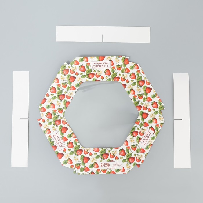 Коробка кондитерская складная, упаковка &laquo;Клубничка&raquo;, 23 х 23 х 4 см