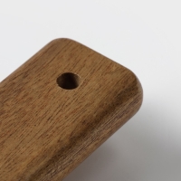 Блюдо фарфоровое для подачи с деревянной ручкой Magistro, 15&times;15 см, цвет зелёный