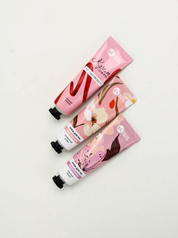 Набор три крема для рук в пакете, увлажнение,питание и смягчение