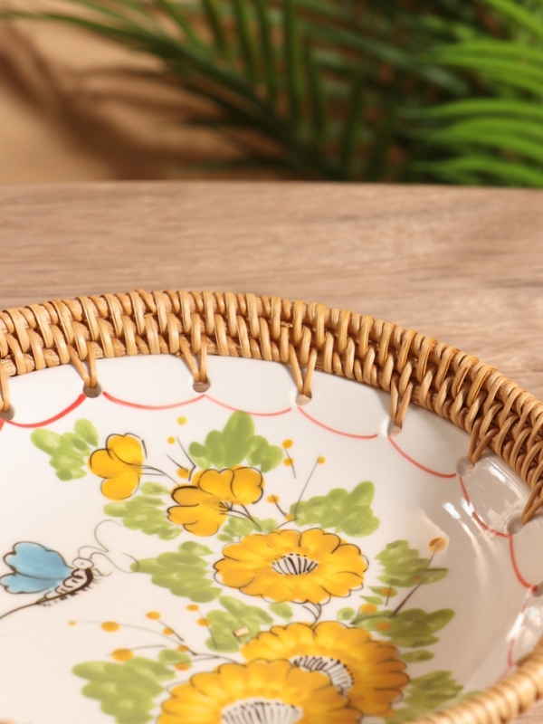 Тарелка керамическая с ротангом 22х22х4,7 см, МИКС