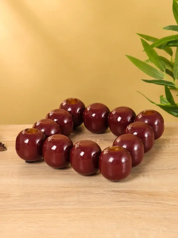 Подсвечник на 4 свечи &laquo;Бусы&raquo;, с 12 сферами, 20.5&times;20.5&times;5.5 см, сливовый