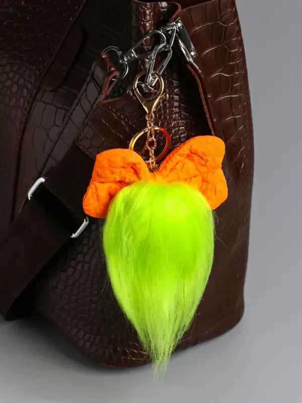 Пушистик на кольце "Чучундра с бантиком" салатовая 18х10х5 см