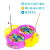 Рыбалка &laquo;Бабочка&raquo;: 18 рыбок, 2 удочки, заводная, МИКС