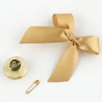 Колокольчик на булавке с бантом на выпускной, золотой, d = 2,6 см
