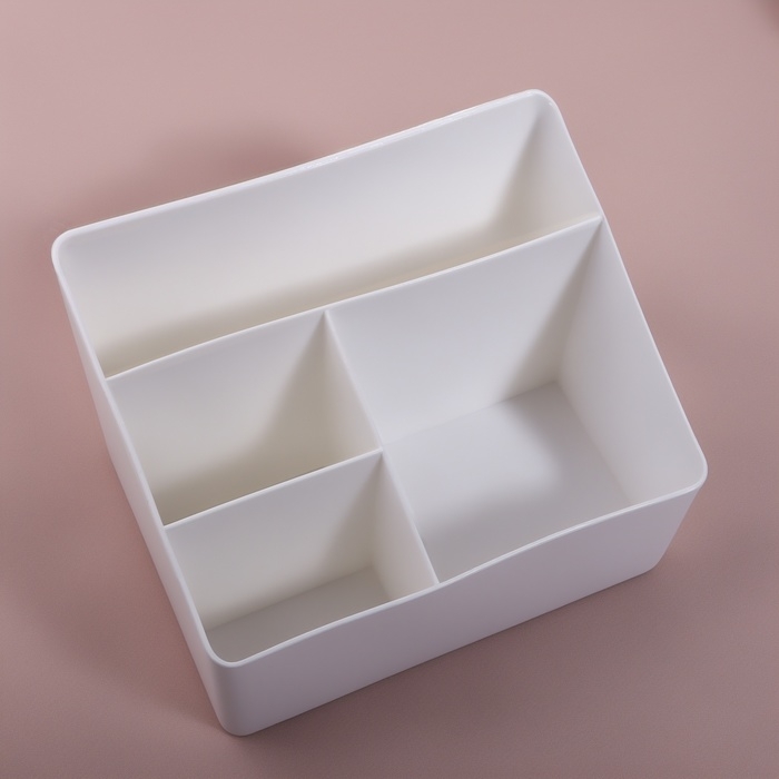 Органайзер для хранения &laquo;WHITE&raquo;, 4 секции, 19,5 &times; 14 &times; 13 см, цвет белый