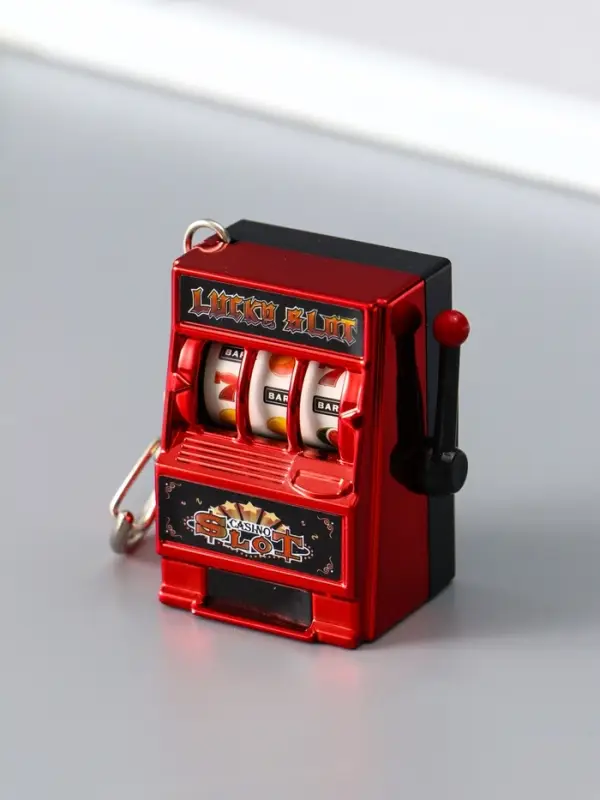 Брелок пластик "Игровой автомат - казино" красный 2,7х3,4х5 см