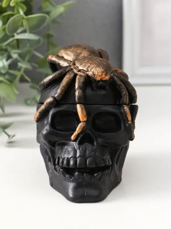 Шкатулка с крышкой &laquo;Череп&raquo;, 10&times;8&times;10 см, чёрная