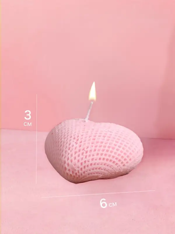 Свеча Свеча "Сердце в сеточку" 4х6х3 см, соевый воск, микс