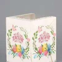 Коробка подарочная пасхальная с окном &laquo;Пасхальный венок&raquo; 9.5&times;9.5&times;12.5 см