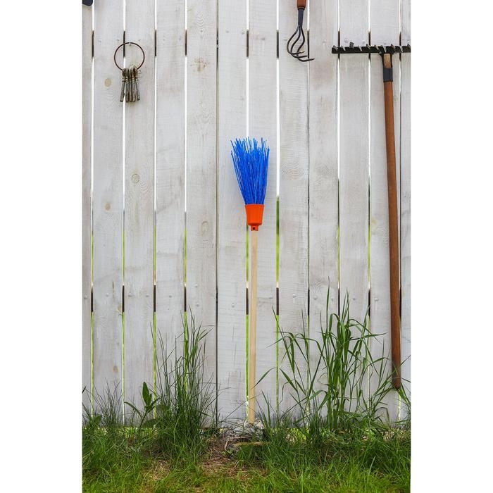Метла полипропиленовая &laquo;Малыш&raquo;, с черенком, малая, 95 см, цвет МИКС