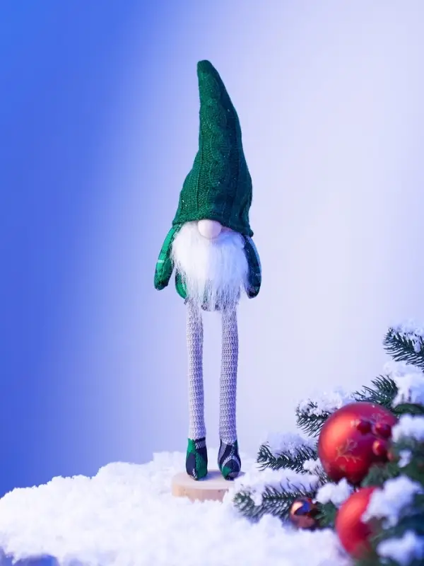 Фигура текстиль &laquo;Гном в зелёном&raquo; 42 см, 1 LED, от батареек AG13&times;3, свечение тёплое белое