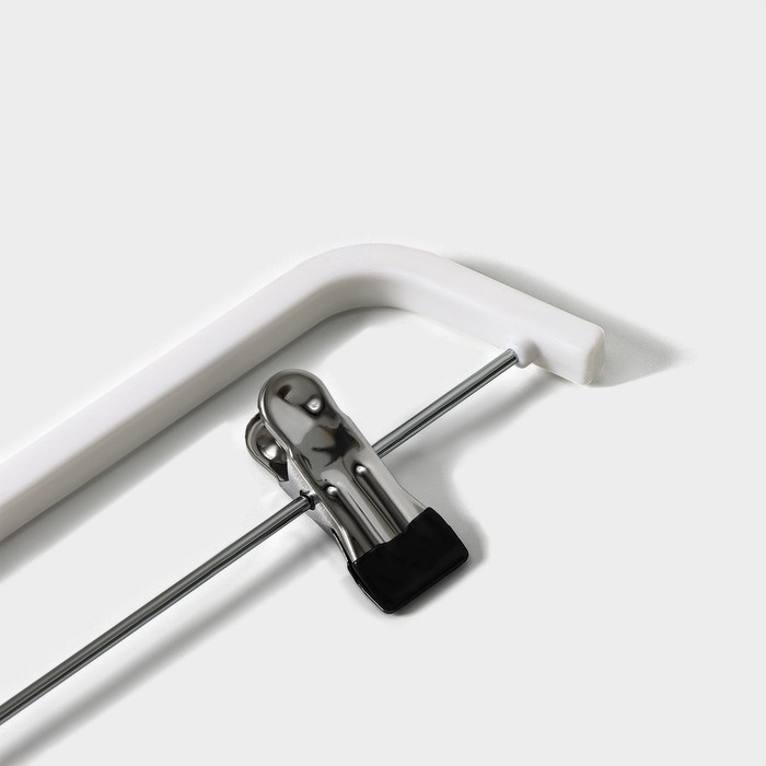 Плечики - вешалка для брюк и юбок Доляна, 37&times;16 см, широкие плечики, с зажимами, цвет белый