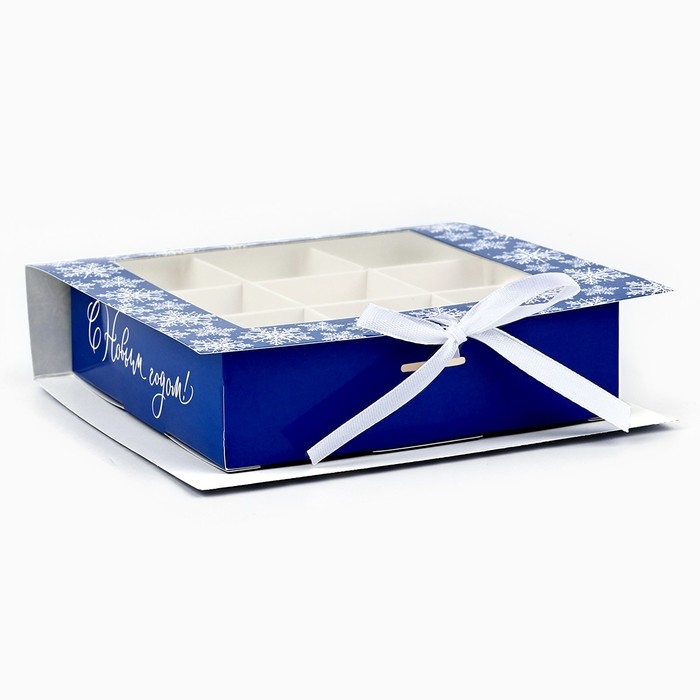 Коробка под 9 конфет с ячейками &laquo;Снежинки&raquo; 14.8 х 13.5 х 3.5 см, Новый год