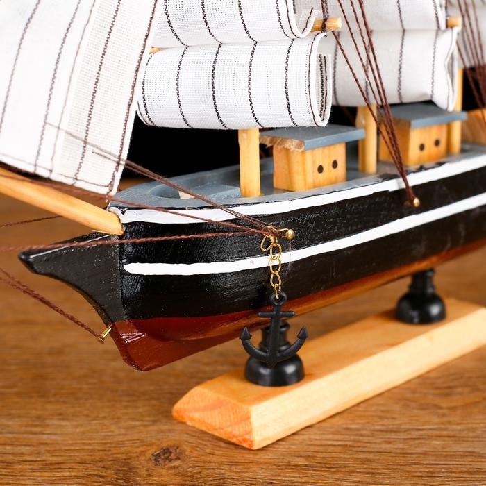 Корабль сувенирный средний &laquo;Ганимед&raquo;,