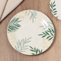 Тарелка керамическая &laquo;Листья&raquo;, 20 см, цвет белый