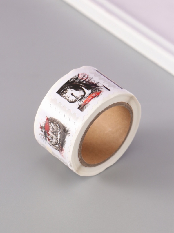 Наклейка бумага "Марки. Хэллоуин" 3х3 см 200 шт в рулоне