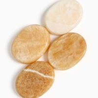 Камни для СПА 6*8 оливковый 4 шт