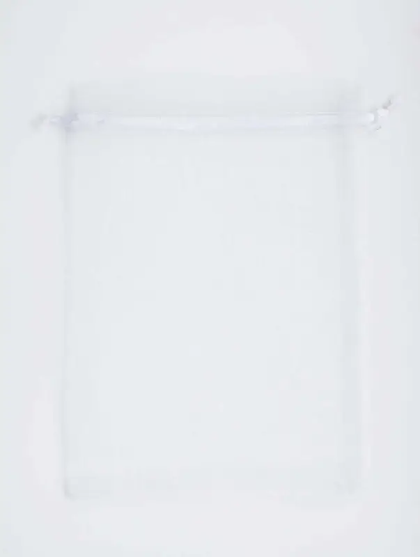 Кожанная подарочная сумочка 14 х 6,5 х 12,8 см белая